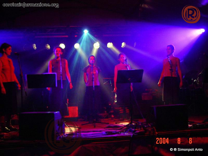Amaren-Alabak-Corti2004-2766
