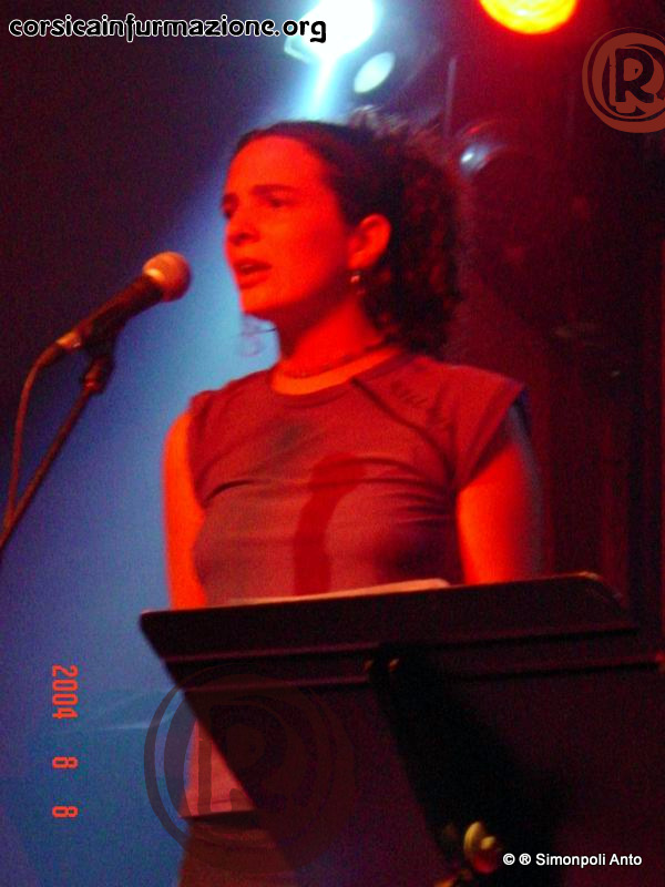 Amaren-Alabak-Corti2004-2777