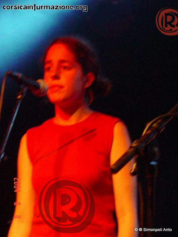 Amaren-Alabak-Corti2004-2779