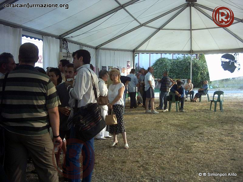 GhjurnateCorti2004-Stand-bombage-nationsansetat (5)