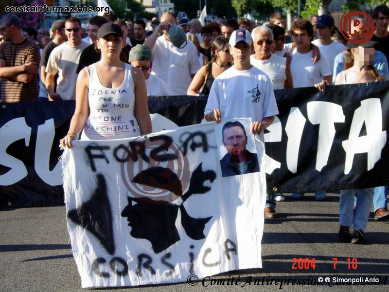 ManifAjaccioSolutioPolitique10072004corse (8)