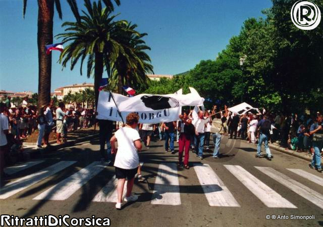 SulidaritaComiteAntiRepressionIndipendenza14072001 (13)